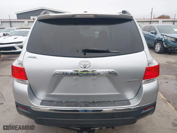 2013 Toyota Highlander Limited with VIN 5TDYK3EH0DS125189, listed as a IAAI auction lot 41077368 with 113,564 mi miles. Bid and sale history available at carsss.com. Image 17.