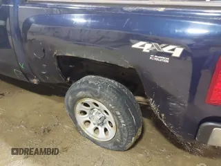 2010 Chevrolet Silverado 1500 with VIN 3GCRKPEA2AG201374, listed as a IAAI auction lot 41150792 with Not Provided miles and . Bid and sale history available at DreamBid. Image 6.