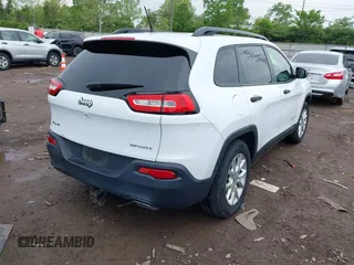 2016 Jeep Cherokee Sport z VIN 1C4PJMAS5GW268097, wystawiony jako IAAI lot #42211745 z przebiegiem 101 496 mil mil oraz . Historia ofert i sprzedaży dostępna na DreamBid. Obrazek 4.