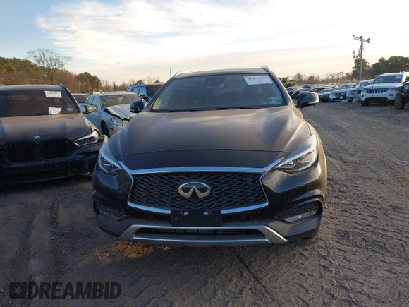 2017 Infiniti QX30 Luxury with VIN SJKCH5CR8HA032677, listed as a IAAI auction lot 40474574 with 75,902 mi miles. Bid and sale history available at carsss.com. Image 12.