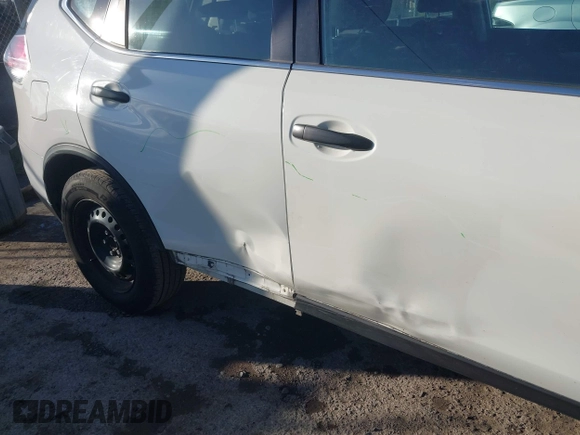 2016 Nissan Rogue SV with VIN 5N1AT2MT9GC810310, listed as a IAAI auction lot 41725006 with 108,755 mi miles. Bid and sale history available at carsss.com. Image 6.