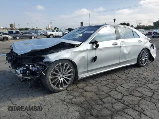 2015 Mercedes-Benz S 550 z VIN WDDUG8CB2FA166215, wystawiony jako Copart lot #56026355 z przebiegiem 145 595 mil mil oraz Szkoda całkowita • Salvage title. Historia ofert i sprzedaży dostępna na DreamBid. Obrazek 1.