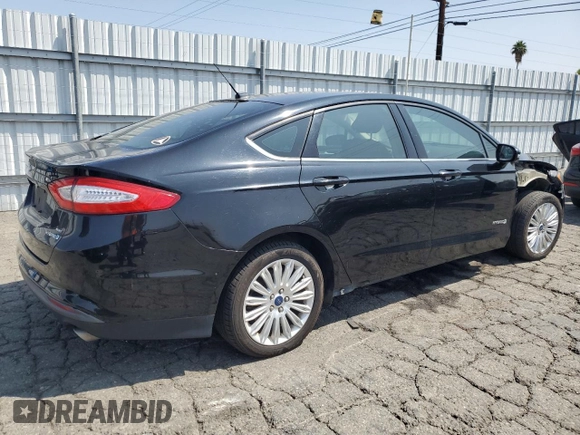 2016 Ford Fusion SE Hybrid with VIN 3FA6P0LU8GR177030, listed as a Copart auction lot 60332805 with 177,885 mi miles and Salvage title. Bid and sale history available at DreamBid. Image 3.