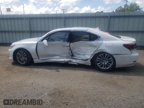 2013 Lexus LS 460 with VIN JTHBL5EF0D5116820, listed as a Copart auction lot 62573645 with Not provided miles and Salvage title. Bid and sale history available at DreamBid. Image 2.