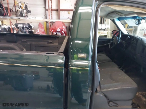 2003 Chevrolet Silverado 1500 with VIN 1GCEC14X73Z104477, listed as a IAAI auction lot 42026532 with 1 mi miles. Bid and sale history available at carsss.com. Image 8.