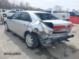 2012 Lincoln MKZ Hybrid with VIN 3LNDL2L3XCR837171, listed as a IAAI auction lot 41771045 with 82,657 mi miles and . Bid and sale history available at DreamBid. Image 3.