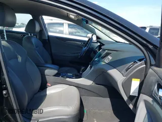 2014 Hyundai Sonata Limited with VIN KMHEC4A42EA109675, listed as a IAAI auction lot 42084992 with 212,095 mi miles and . Bid and sale history available at carsss.com. Image 5.