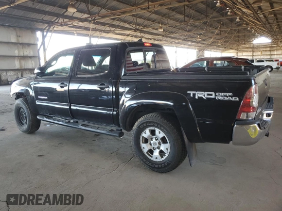 2015 Toyota Tacoma z VIN 3TMLU4EN9FM192716, wystawiony jako Copart lot #61462045 z przebiegiem 103 240 mil mil oraz Szkoda całkowita • Salvage title. Historia ofert i sprzedaży dostępna na DreamBid. Obrazek 2.