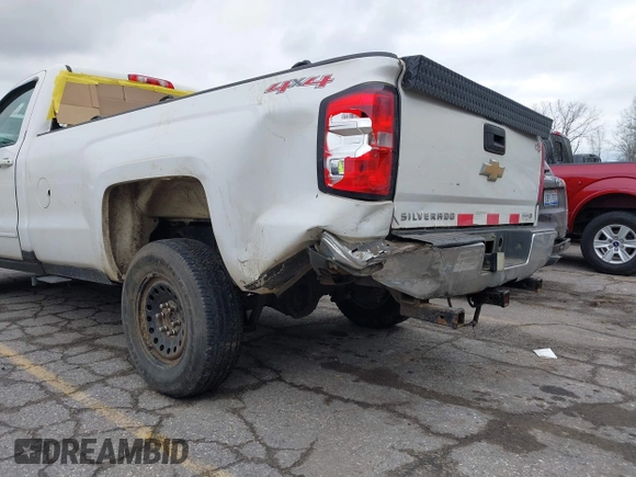 2015 Chevrolet Silverado 1500 LT with VIN 1GCNKRECXFZ414527, listed as a IAAI auction lot 41024683 with 219,673 mi miles. Bid and sale history available at carsss.com. Image 6.
