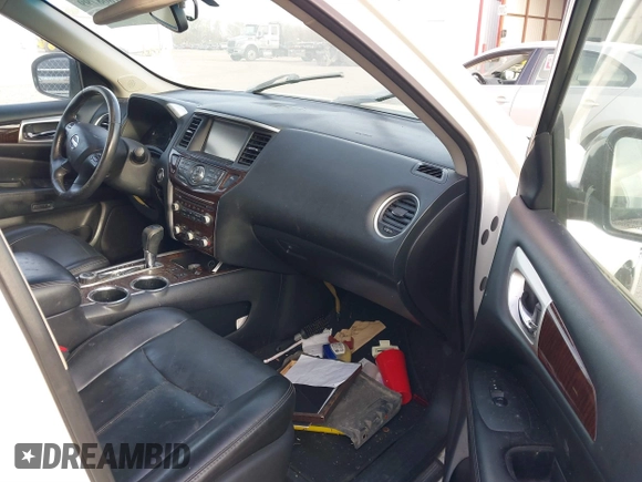 2014 Nissan Pathfinder S with VIN 5N1AR2MM7EC689345, listed as a IAAI auction lot 41868799 with 101,068 mi miles and . Bid and sale history available at DreamBid. Image 5.