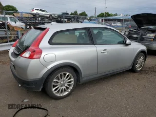 2009 Volvo C30 z VIN YV1MK672992145569, wystawiony jako Copart lot #68282304 z przebiegiem 93 414 mil mil oraz Tytuł czysty. Historia ofert i sprzedaży dostępna na DreamBid. Obrazek 3.