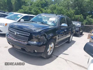 2013 Chevrolet Avalanche LT with VIN 3GNMCFE05DG269088, listed as a IAAI auction lot 42620729 with 177,810 mi miles and . Bid and sale history available at DreamBid. Image 2.