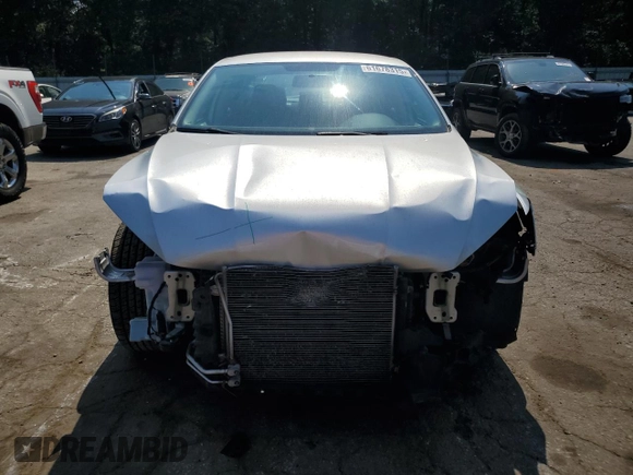 2016 Volkswagen Passat S z VIN 1VWAS7A30GC011313, wystawiony jako Copart lot #61678315 z przebiegiem 77 562 mil mil oraz Szkoda całkowita • Salvage title. Historia ofert i sprzedaży dostępna na DreamBid. Obrazek 5.
