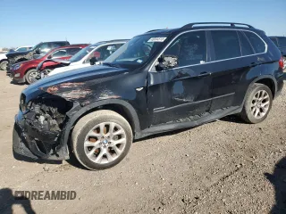 2013 BMW X5 xDrive35i z VIN 5UXZV4C53D0B24617, wystawiony jako Copart lot #48004515 z przebiegiem Nie podano mil oraz Szkody całkowita. Historia ofert i sprzedaży dostępna na DreamBid. Obrazek 1.