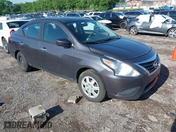 2015 Nissan Versa SV with VIN 3N1CN7AP3FL895999, listed as a IAAI auction lot 42208265 with 232,950 mi miles. Bid and sale history available at carsss.com. Image 1.