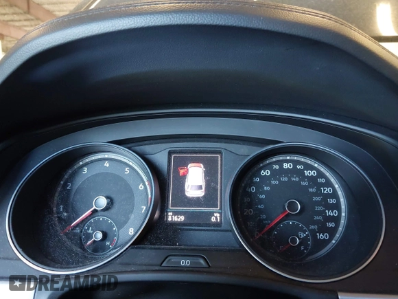 2019 Volkswagen Atlas SE with VIN 1V2UR2CA2KC515962, listed as a IAAI auction lot 42369371 with 81,629 mi miles and . Bid and sale history available at DreamBid. Image 7.