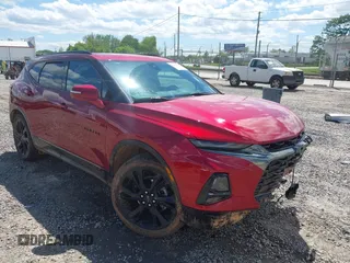 2021 Chevrolet Blazer RS z VIN 3GNKBKRS2MS579534, wystawiony jako IAAI lot #42207795 z przebiegiem 55 716 mil mil oraz . Historia ofert i sprzedaży dostępna na DreamBid. Obrazek 1.