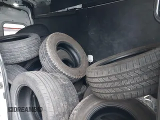 2020 Ford Transit Cargo с VIN 1FTBR1X85LKB59928, выставлен на аукционе IAAI как лот 42265878 с пробегом 178 877 миль миль и . История ставок и продаж доступна на DreamBid. Изображение 8.