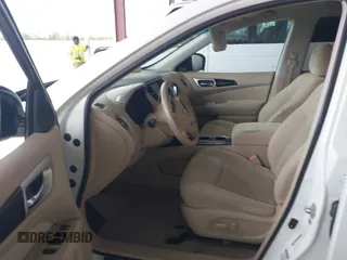 2014 Nissan Pathfinder SV with VIN 5N1AR2MN4EC716333, listed as a IAAI auction lot 41914147 with 159,987 mi miles. Bid and sale history available at carsss.com. Image 5.