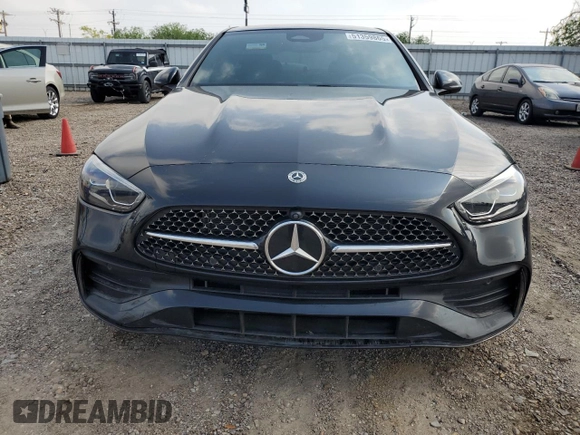 2024 Mercedes-Benz C 300 z VIN W1KAF4GB6RR202180, wystawiony jako Copart lot #51359865 z przebiegiem Nie podano mil oraz Szkody całkowita. Historia ofert i sprzedaży dostępna na DreamBid. Obrazek 5.
