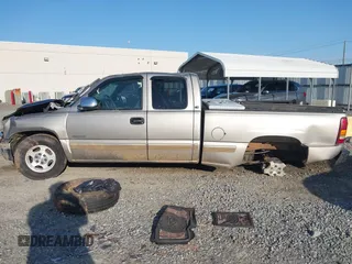 2002 Chevrolet Silverado 1500 LS with VIN 2GCEC19V721384769, listed as a IAAI auction lot 42016625 with Not Provided miles and . Bid and sale history available at DreamBid. Image 14.