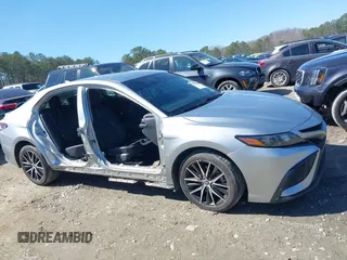 2021 Toyota Camry SE Nightshade with VIN 4T1G11AK3MU609515, listed as a IAAI auction lot 41764036 with 68,739 mi miles and . Bid and sale history available at carsss.com. Image 13.