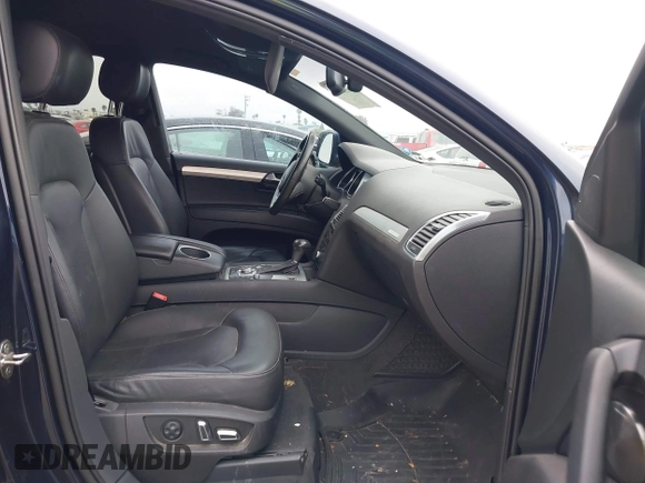 2013 Audi Q7 3.0L TDI Prestige with VIN WA1WMBFE2DD006596, listed as a IAAI auction lot 41879103 with 118,956 mi miles. Bid and sale history available at carsss.com. Image 5.