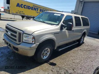 2005 Ford Excursion Limited with VIN 1FMSU43P55EC43337, listed as a Copart auction lot 55486245 with 213,302 mi miles and Clean Title. Bid and sale history available at DreamBid. Image 1.