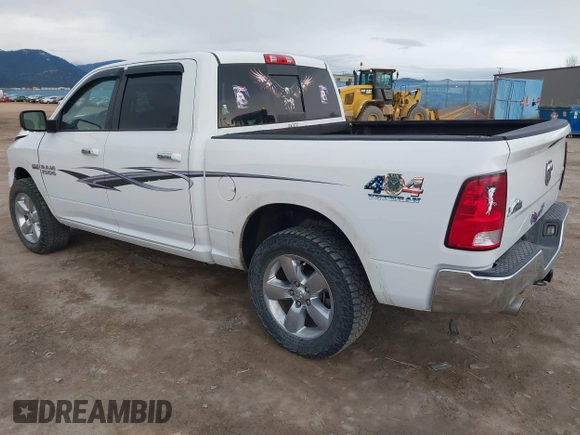 2015 Ram 1500 Big Horn z VIN 3C6RR7LT5FG589540, wystawiony jako IAAI lot #41894453 z przebiegiem 39 024 mil mil oraz . Historia ofert i sprzedaży dostępna na DreamBid. Obrazek 3.