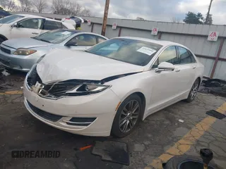 2013 Lincoln MKZ with VIN 3LN6L2G90DR813826, listed as a IAAI auction lot 41833991 with 98,776 mi miles and . Bid and sale history available at DreamBid. Image 2.