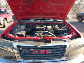 2004 GMC Canyon SLE Z71 with VIN 1GTDT196048219974, listed as a IAAI auction lot 41646302 with 227,684 mi miles. Bid and sale history available at carsss.com. Image 10.