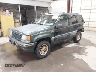 1994 Jeep Grand Cherokee Limited с VIN 1J4GZ78Y8RC198596, выставлен на аукционе IAAI как лот 41943421 с пробегом 329 828 миль миль и . История ставок и продаж доступна на DreamBid. Изображение 17.