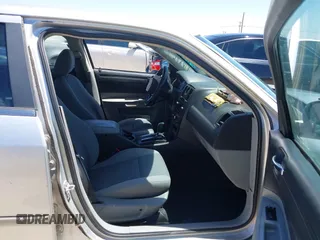 2007 Chrysler 300 with VIN 2C3KA43RX7H664582, listed as a IAAI auction lot 42106297 with 141,866 mi miles and . Bid and sale history available at DreamBid. Image 5.