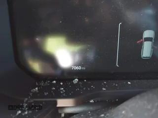2024 Toyota Land Cruiser z VIN JTEABFAJ3RK001357, wystawiony jako IAAI lot #41206628 z przebiegiem 7060 mil mil oraz . Historia ofert i sprzedaży dostępna na DreamBid. Obrazek 7.