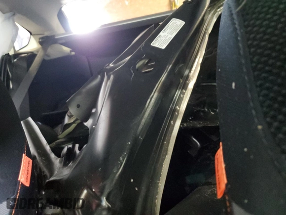 2016 Subaru Crosstrek Premium z VIN JF2GPABCXG8308765, wystawiony jako Copart lot #57187255 z przebiegiem Nie podano mil oraz Szkoda całkowita • Salvage title. Historia ofert i sprzedaży dostępna na DreamBid. Obrazek 10.