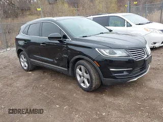 2018 Lincoln MKC Premiere z VIN 5LMCJ1C91JUL29142, wystawiony jako IAAI lot #41933983 z przebiegiem 125 729 mil mil oraz . Historia ofert i sprzedaży dostępna na DreamBid. Obrazek 1.