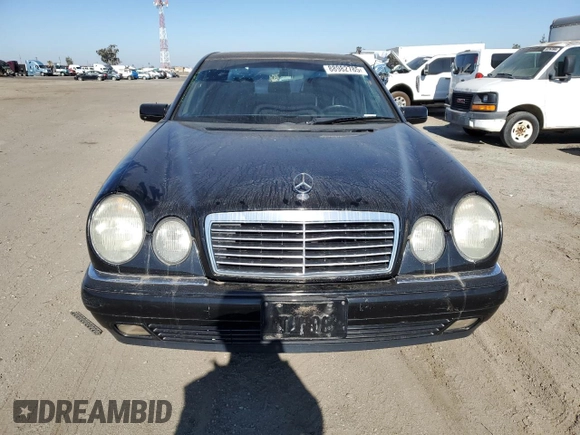 1998 Mercedes-Benz E-Class with VIN WDBJF65F4WA646422, listed as a Copart auction lot 88982785 with 281,524 mi miles and Salvage Title. Bid and sale history available at carsss.com. Image 5.