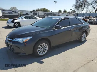 2015 Toyota Camry XLE with VIN 4T1BF1FK4FU934388, listed as a Copart auction lot 48568425 with 132,039 mi miles and Salvage Title. Bid and sale history available at carsss.com. Image 1.