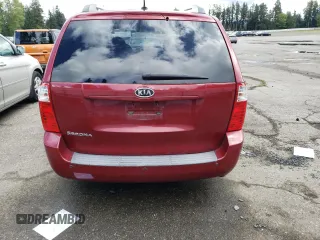 2010 Kia Sedona LX with VIN KNDMG4C32A6346589, listed as a Copart auction lot 53001474 with 139,923 mi miles and Salvage Title. Bid and sale history available at carsss.com. Image 6.