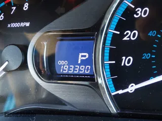 2013 Toyota Sienna XLE AAS with VIN 5TDYK3DC8DS402418, listed as a IAAI auction lot 41752030 with 193,390 mi miles. Bid and sale history available at carsss.com. Image 16.