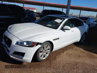 2017 Jaguar XF 35t Premium with VIN SAJBD4BV9HCY44515, listed as a IAAI auction lot 41852836 with 1 mi miles. Bid and sale history available at carsss.com. Image 2.