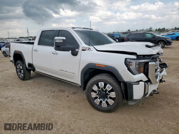 2024 GMC Sierra 2500HD Denali z VIN 1GT49REY3RF284860, wystawiony jako Copart lot #60520235 z przebiegiem Nie podano mil oraz Szkoda całkowita • Salvage title. Historia ofert i sprzedaży dostępna na DreamBid. Obrazek 4.