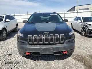 2017 Jeep Cherokee Trailhawk L Plus with VIN 1C4PJMBB5HW513075, listed as a Copart auction lot 49499425 with 136,185 mi miles and Salvage Title. Bid and sale history available at carsss.com. Image 5.