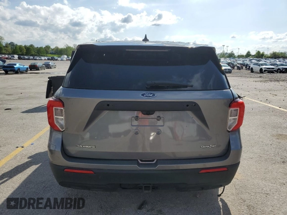 2022 Ford Police Interceptor Utility z VIN 1FM5K8AB1NGB50983, wystawiony jako Copart lot #52326285 z przebiegiem Nie podano mil oraz Szkoda całkowita • Salvage title. Historia ofert i sprzedaży dostępna na DreamBid. Obrazek 6.