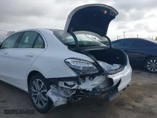 2015 Mercedes-Benz C-Class C 300 with VIN 55SWF4JB2FU043957, listed as a IAAI auction lot 41906033 with 99,094 mi miles. Bid and sale history available at carsss.com. Image 18.
