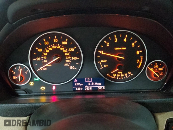 2013 BMW 3 Series 328i xDrive z VIN WBA3B5C5XDF596312, wystawiony jako Copart lot #88660715 z przebiegiem 76 751 mil mil oraz Szkoda całkowita • Salvage title. Historia ofert i sprzedaży dostępna na DreamBid. Obrazek 9.