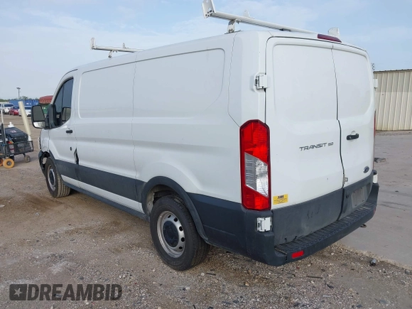 2020 Ford Transit Cargo z VIN 1FTYE1Y82LKB45974, wystawiony jako IAAI lot #42614744 z przebiegiem 200 241 mil mil oraz . Historia ofert i sprzedaży dostępna na DreamBid. Obrazek 3.