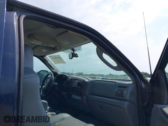 2005 Ford F-250 XL with VIN 1FTSW21P65EC14032, listed as a IAAI auction lot 42496467 with 247,356 mi miles and . Bid and sale history available at DreamBid. Image 5.