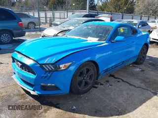 2017 Ford Mustang V6 с VIN 1FA6P8AM0H5320588, выставлен на аукционе IAAI как лот 41533399 с пробегом 127 710 миль миль и . История ставок и продаж доступна на DreamBid. Изображение 2.