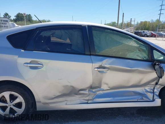 2015 Toyota Prius Four with VIN JTDKN3DUXF0428837, listed as a IAAI auction lot 41848140 with 70,597 mi miles. Bid and sale history available at carsss.com. Image 13.